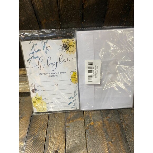 Set Of 25 Honey Bee Baby Shower Invitations With Envelopes - Picture 1 of 4